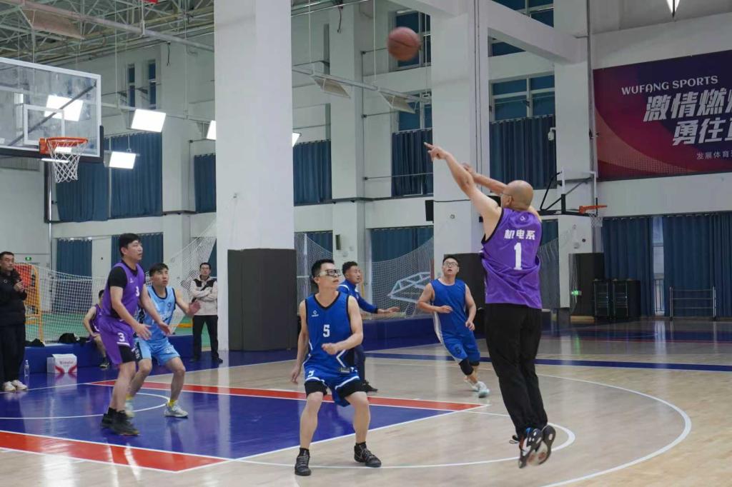 “学校2025年教职工男子“三人制”篮球赛 圆满结束